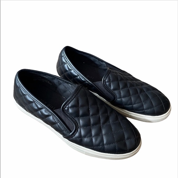Madden Girl Shoes - Madden Girl Black Quilted Flats